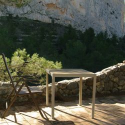 Jnanakhadga roof seat