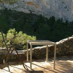 Jnanakhadga roof seat