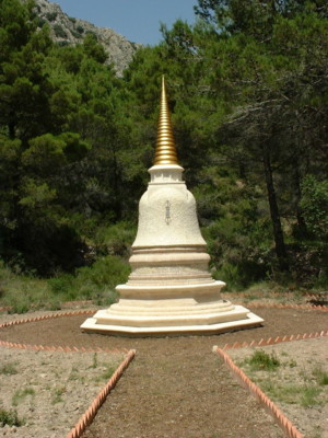 Dhardo Stupa